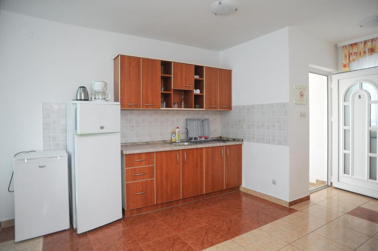 Apartmani Vila Caska Exterior foto